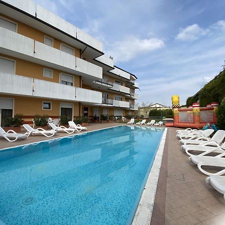 Hotiday Residence Garda Peschiera del Garda Eksteriør bilde