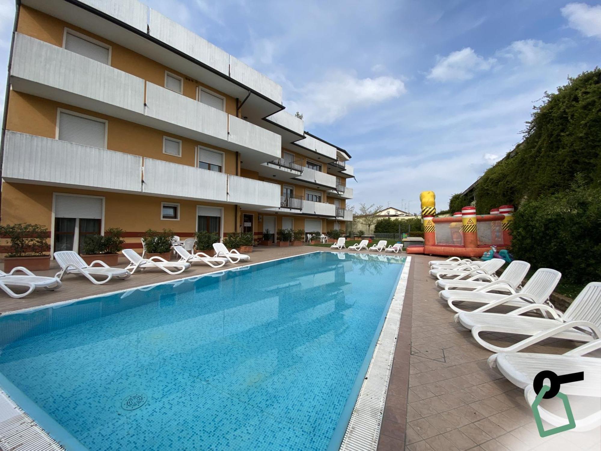Hotiday Residence Garda Peschiera del Garda Eksteriør bilde